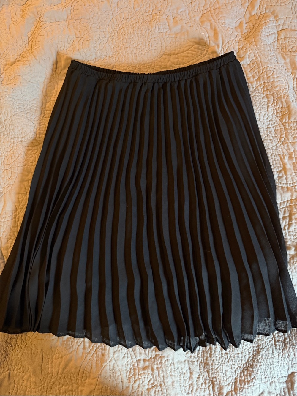 Vintage Hillard & Hanson Black Pleated Skater Skirt